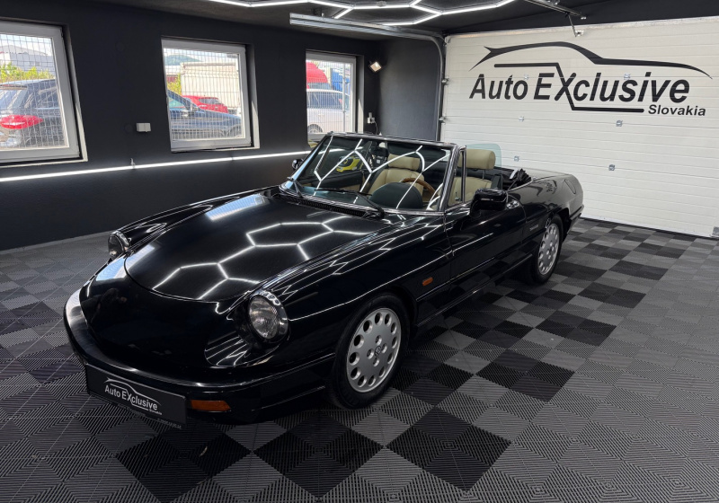 Alfa Romeo Spider 2.0