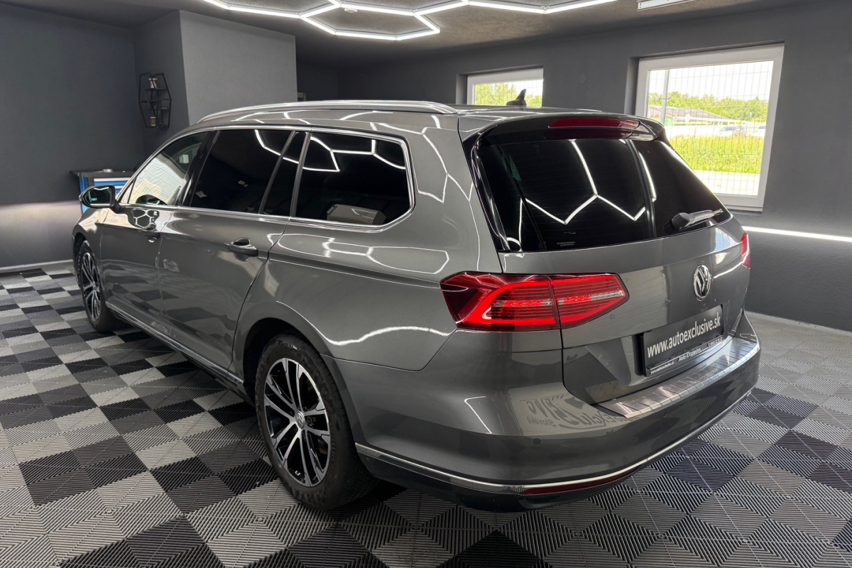 Ponuka vozidiel / Volkswagen Passat Variant 2.0 TDI BMT Highline DSG - video
