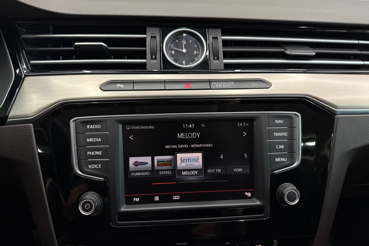 Ponuka vozidiel / Volkswagen Passat Variant 2.0 TDI BMT Highline DSG - video