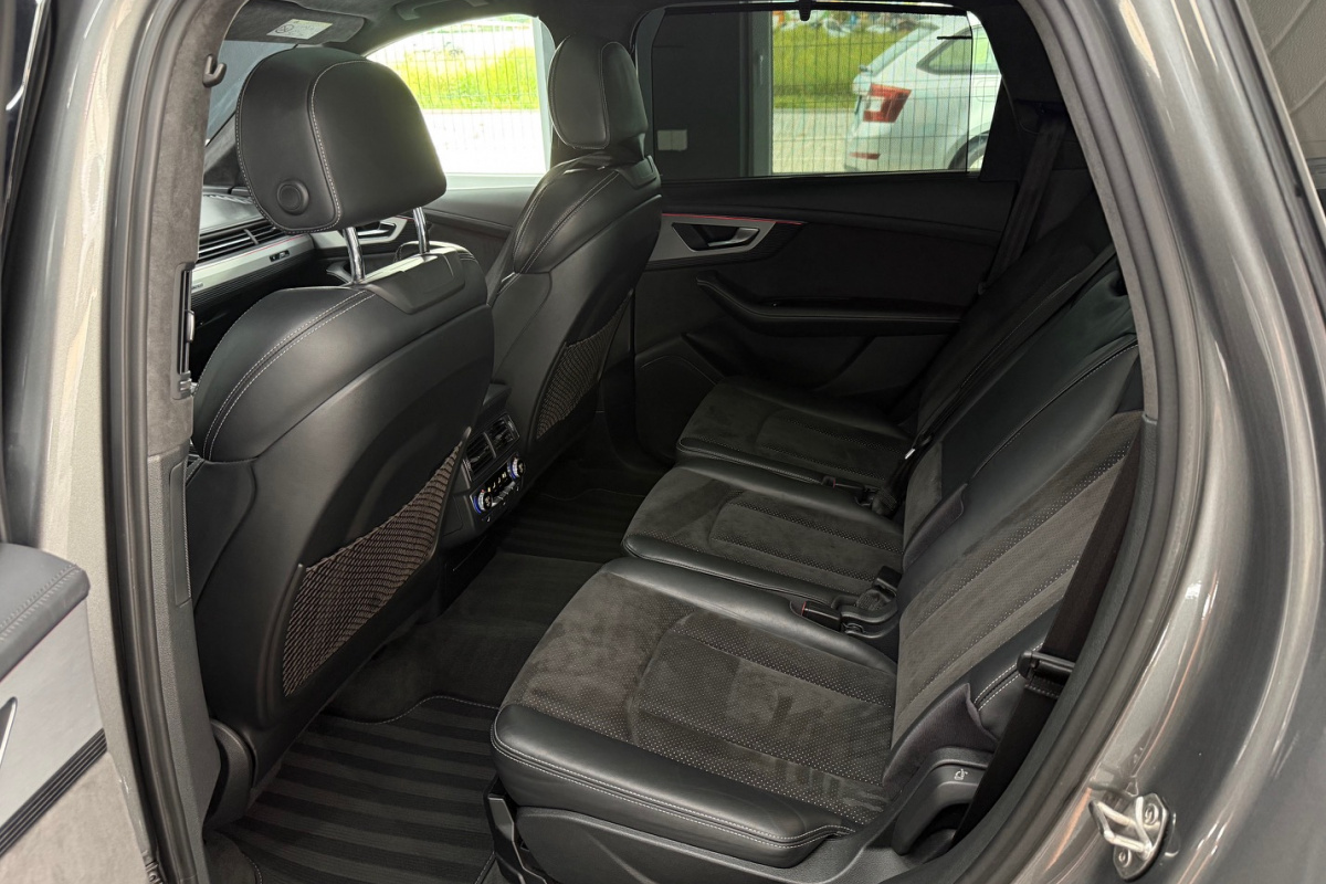 Ponuka vozidiel / Audi Q7 3.0 TDI 272k quattro tiptronic 8-st. - video