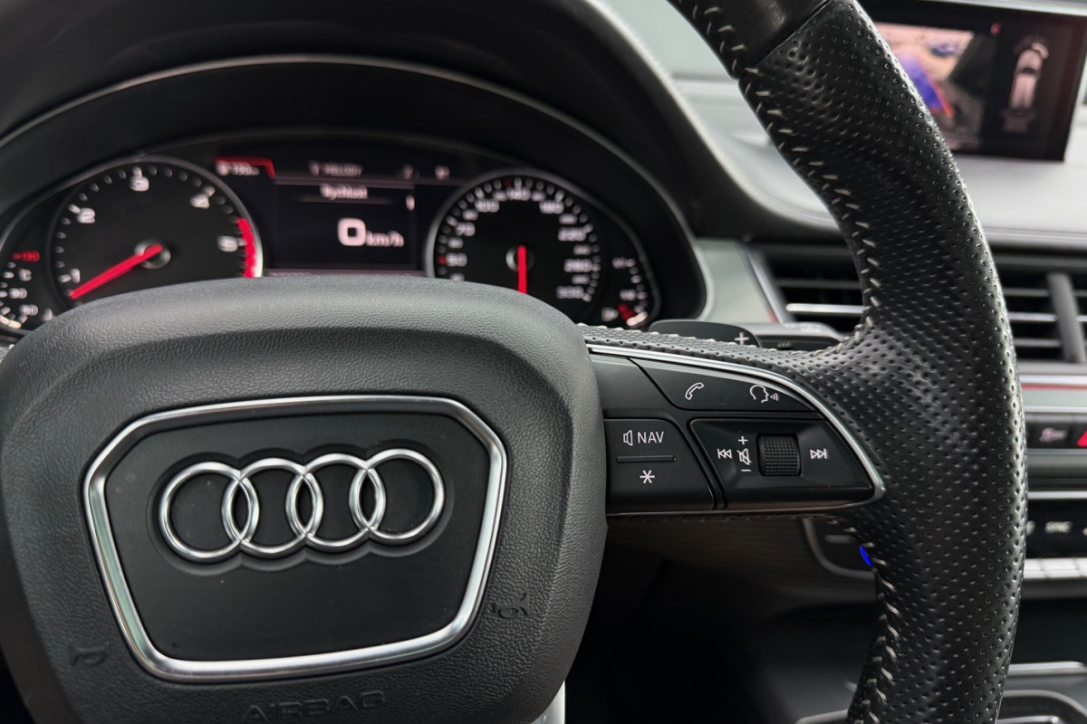 Ponuka vozidiel / Audi Q7 3.0 TDI 272k quattro tiptronic 8-st. - video