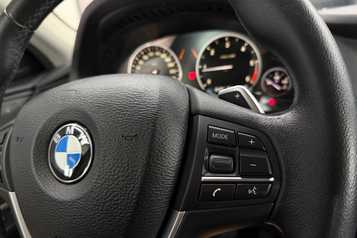 Ponuka vozidiel / BMW X4 xDrive20d A/T - video