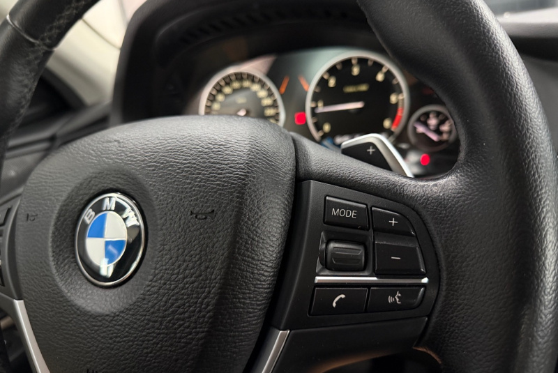  Ponuka vozidiel / BMW X4 xDrive20d A/T - video