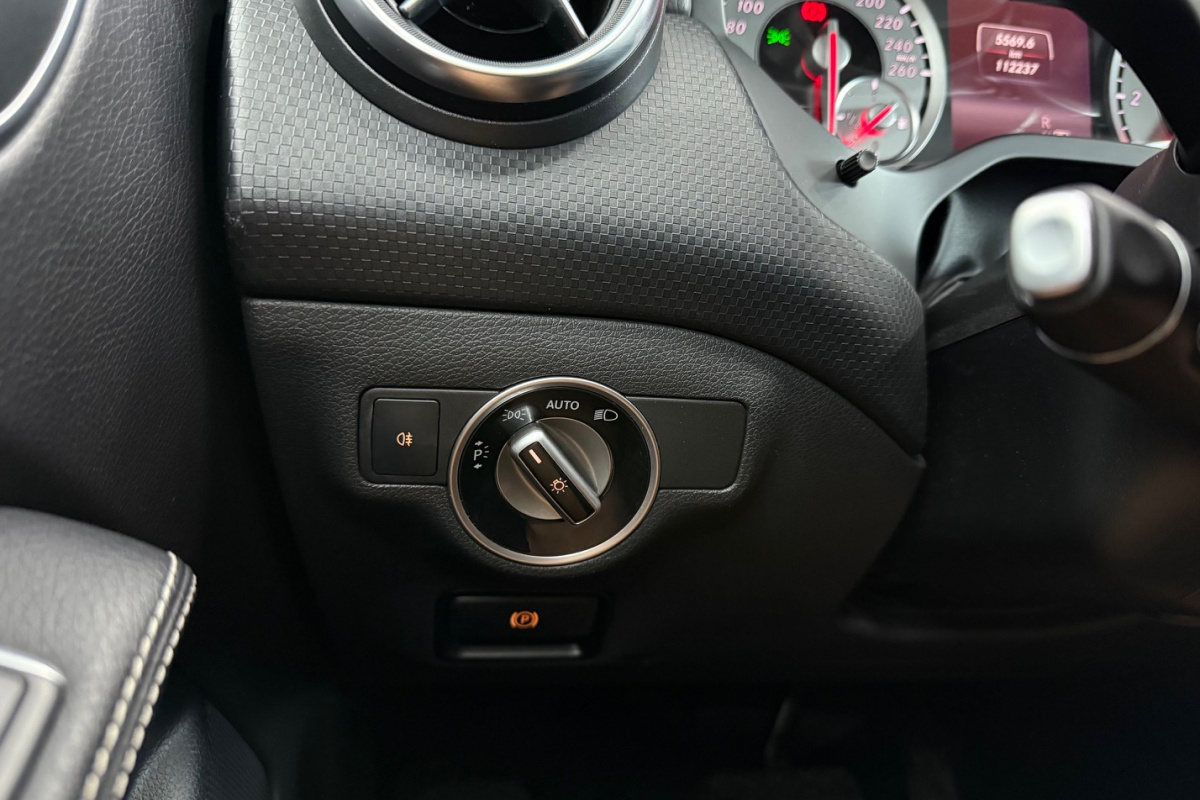 Ponuka vozidiel / Mercedes-Benz A trieda 160 CDI /T - video