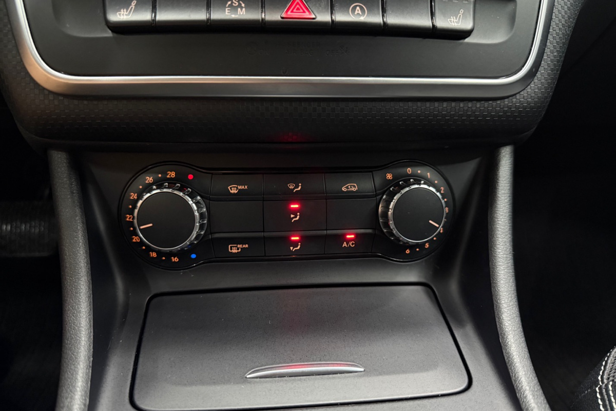 Ponuka vozidiel / Mercedes-Benz A trieda 160 CDI /T - video