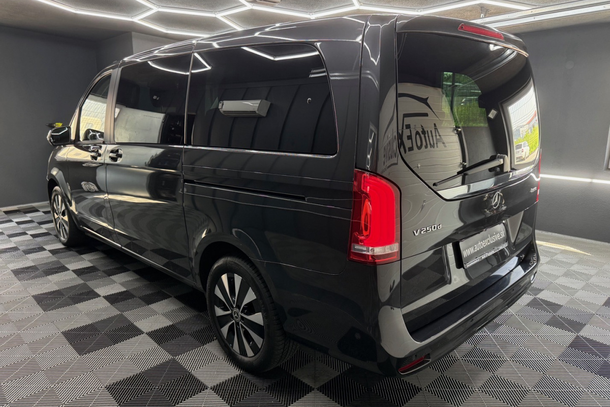 Ponuka vozidiel / Mercedes-Benz V trieda V250 d lang A/T 4MATIC - video