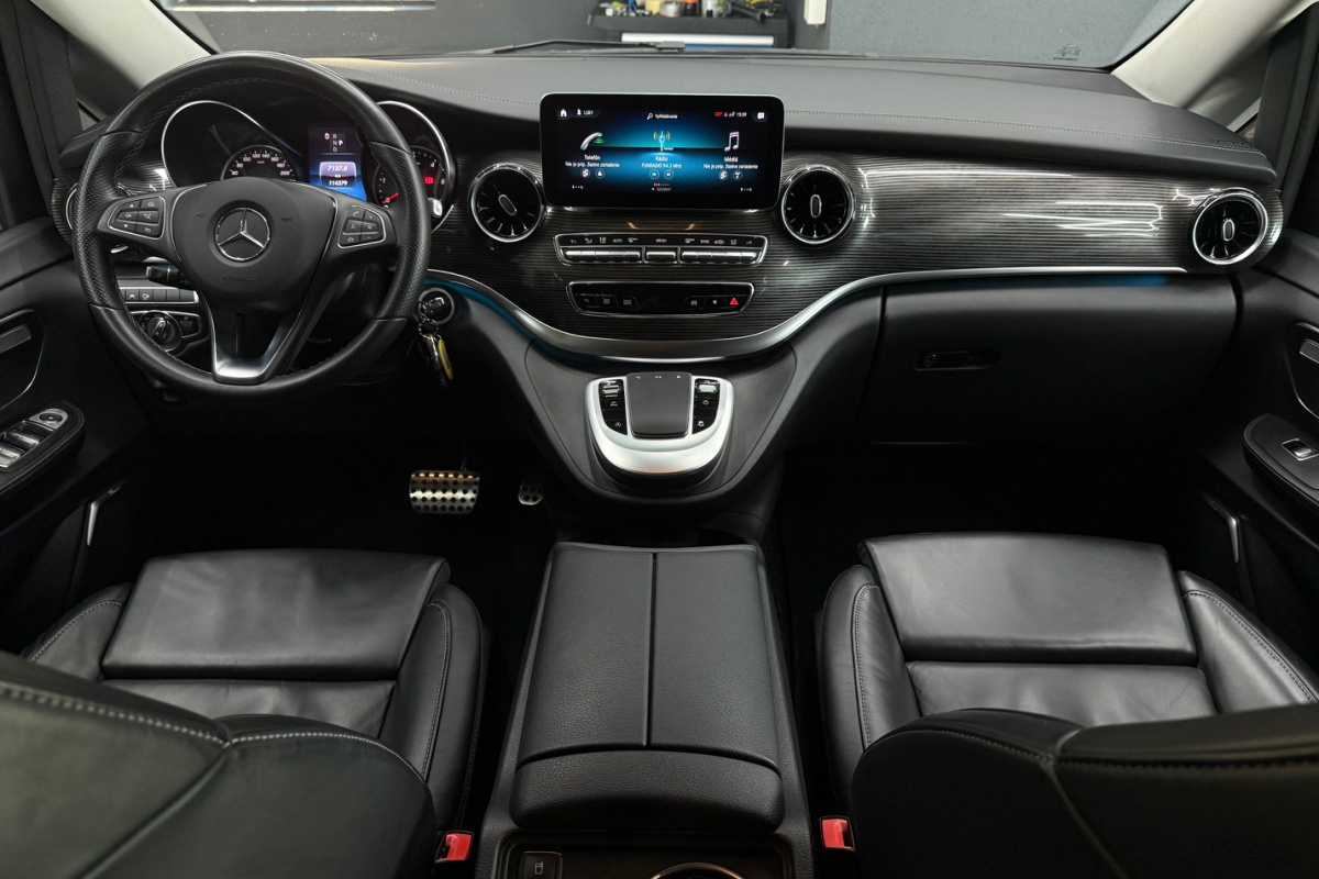 Ponuka vozidiel / Mercedes-Benz V trieda V250 d lang A/T 4MATIC - video