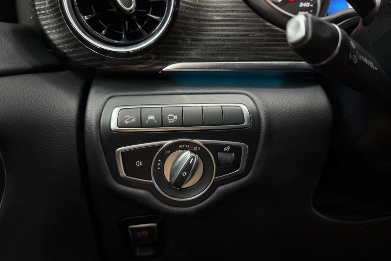  Ponuka vozidiel / Mercedes-Benz V trieda V250 d lang A/T 4MATIC - video