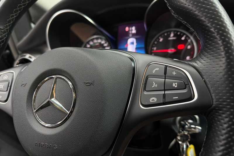  Ponuka vozidiel / Mercedes-Benz V trieda V250 d lang A/T 4MATIC - video