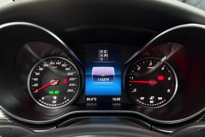  Ponuka vozidiel / Mercedes-Benz V trieda V250 d lang A/T 4MATIC - video