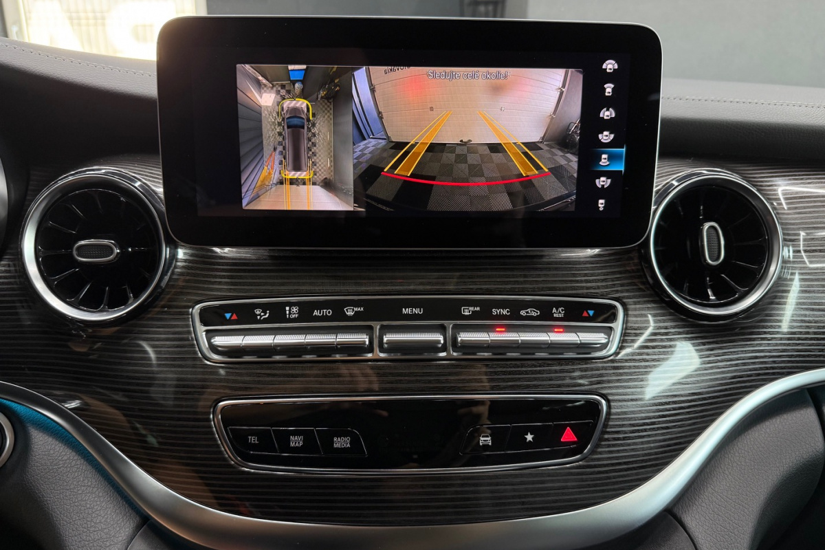 Ponuka vozidiel / Mercedes-Benz V trieda V250 d lang A/T 4MATIC - video