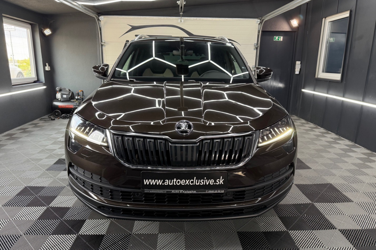 Ponuka vozidiel / Škoda Karoq 1.6 TDI Style DSG - video