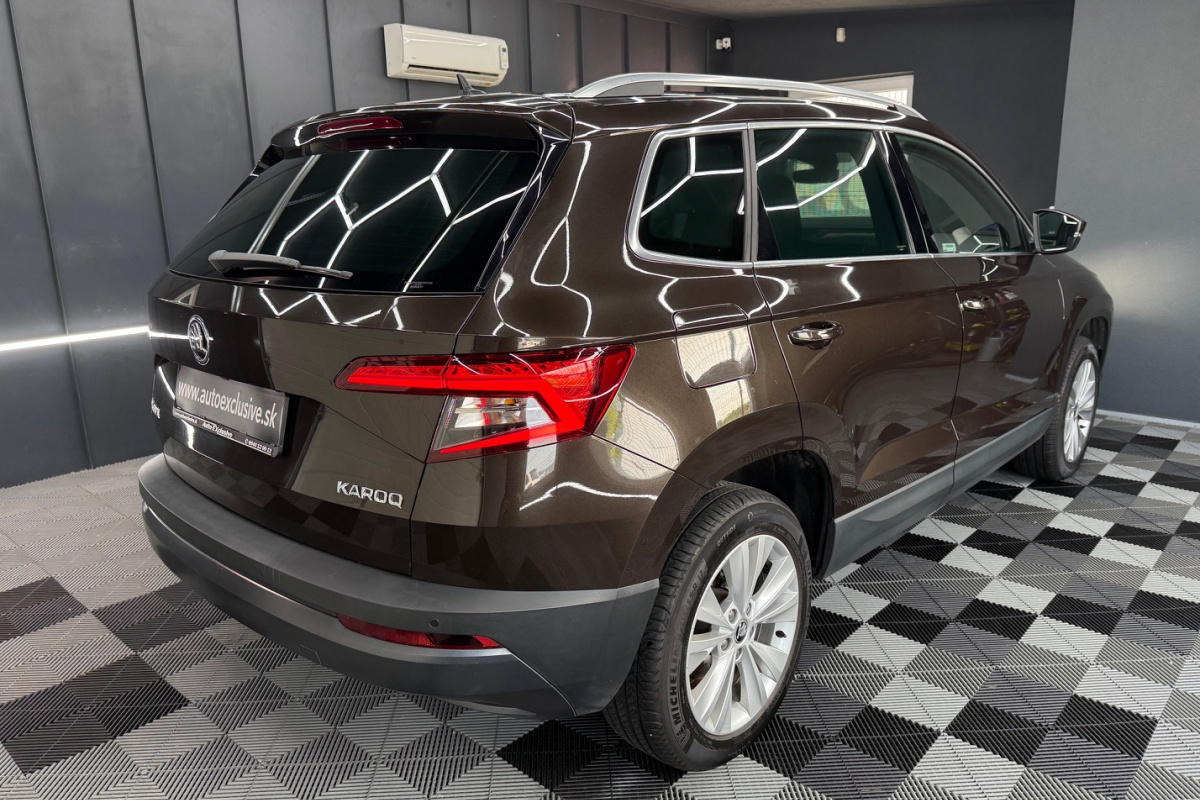 Ponuka vozidiel / Škoda Karoq 1.6 TDI Style DSG - video