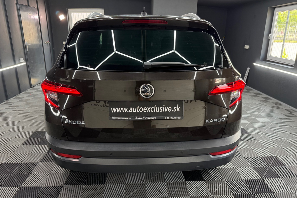 Ponuka vozidiel / Škoda Karoq 1.6 TDI Style DSG - video