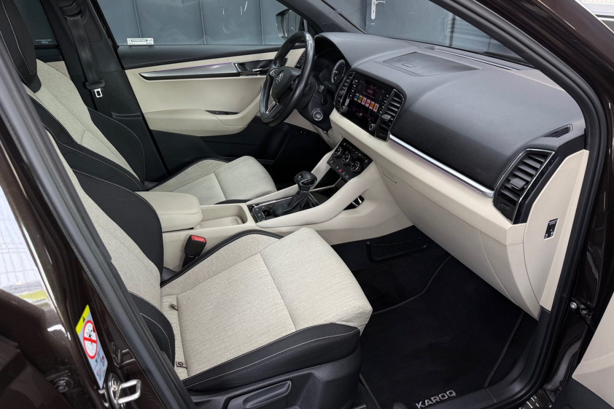 Ponuka vozidiel / Škoda Karoq 1.6 TDI Style DSG - video