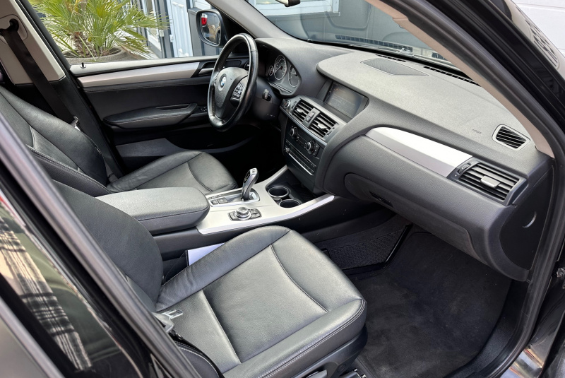 Ponuka vozidiel / BMW X3 xDrive20d A/T - video Ponuka vozidiel / BMW X3 xDrive20d A/T - video