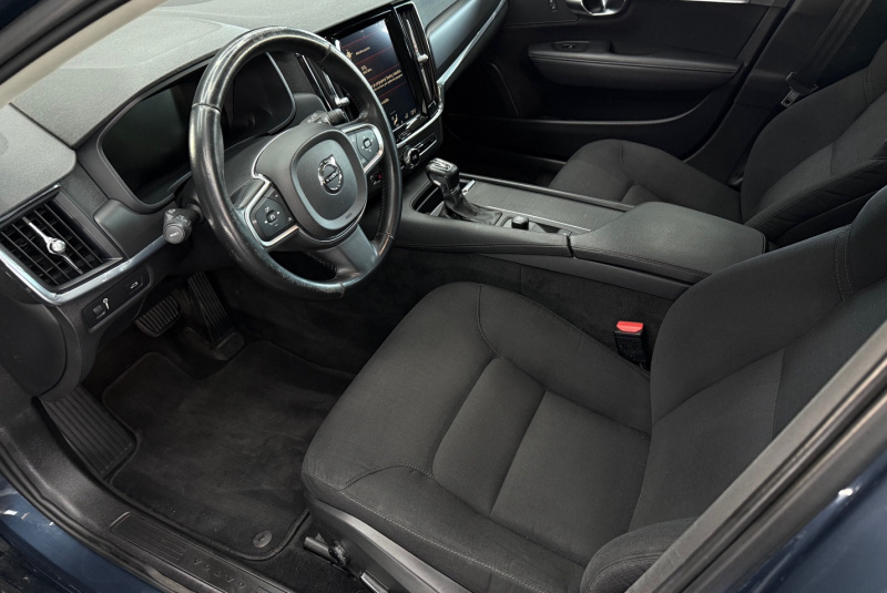 Ponuka vozidiel / Volvo V90 D4 2.0L Momentum A/T - video