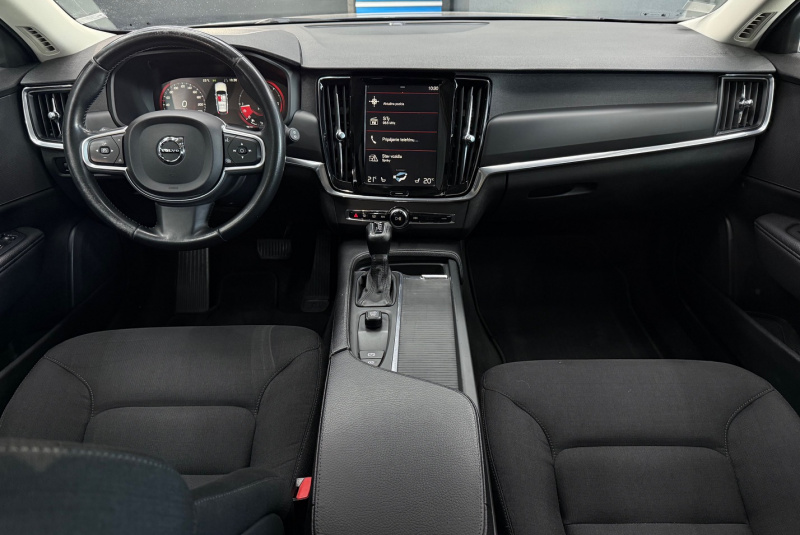  Ponuka vozidiel / Volvo V90 D4 2.0L Momentum A/T - video
