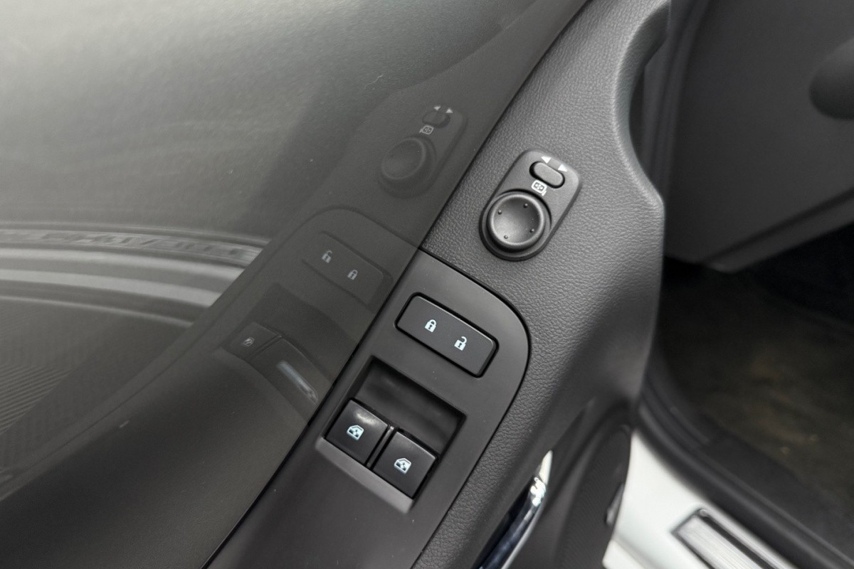 Ponuka vozidiel / Chevrolet Camaro Coupe 6.2 V8 A/T - video Ponuka vozidiel / Chevrolet Camaro Coupe 6.2 V8 A/T - video