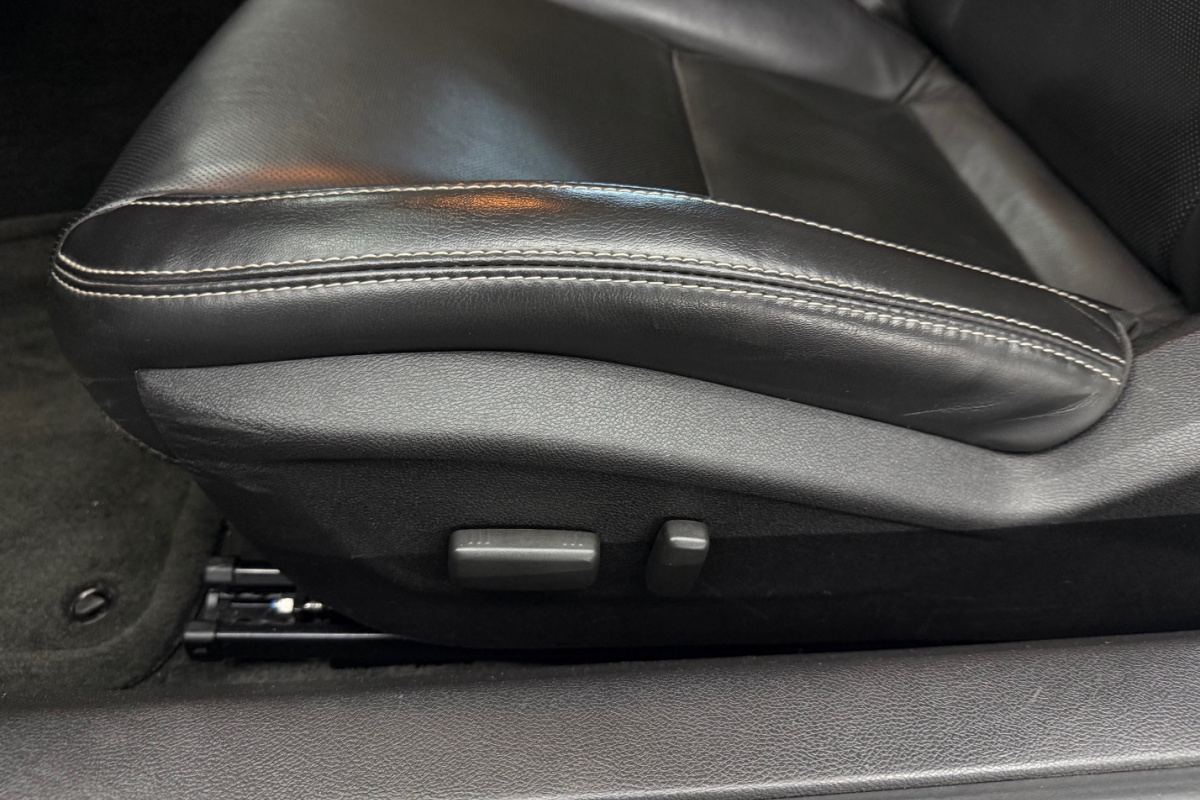 Ponuka vozidiel / Chevrolet Camaro Coupe 6.2 V8 A/T - video Ponuka vozidiel / Chevrolet Camaro Coupe 6.2 V8 A/T - video