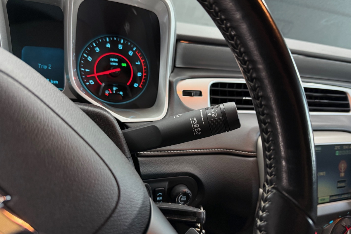 Ponuka vozidiel / Chevrolet Camaro Coupe 6.2 V8 A/T - video Ponuka vozidiel / Chevrolet Camaro Coupe 6.2 V8 A/T - video