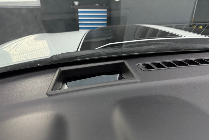 Ponuka vozidiel / Chevrolet Camaro Coupe 6.2 V8 A/T - video Ponuka vozidiel / Chevrolet Camaro Coupe 6.2 V8 A/T - video