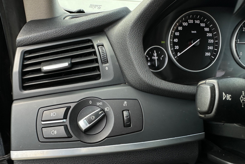 Ponuka vozidiel / BMW X3 xDrive20d A/T - video Ponuka vozidiel / BMW X3 xDrive20d A/T - video