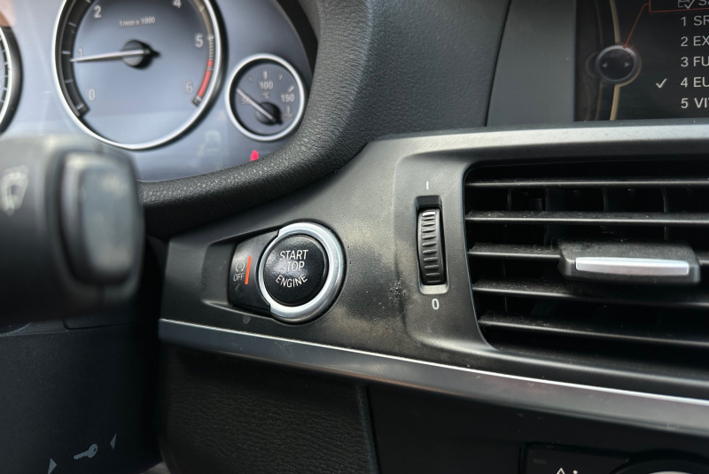 Ponuka vozidiel / BMW X3 xDrive20d A/T - video Ponuka vozidiel / BMW X3 xDrive20d A/T - video