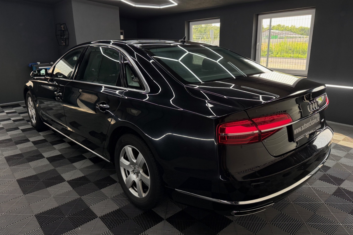 Ponuka vozidiel / Audi A8 3.0 TDI V6 DPF clean diesel quattro tiptronic - video Ponuka vozidiel / Audi A8 3.0 TDI V6 DPF clean diesel quattro tiptronic - video