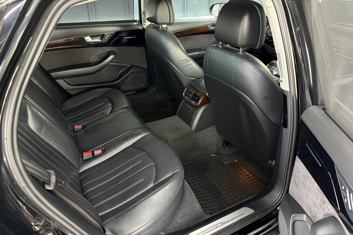 Ponuka vozidiel / Audi A8 3.0 TDI V6 DPF clean diesel quattro tiptronic - video Ponuka vozidiel / Audi A8 3.0 TDI V6 DPF clean diesel quattro tiptronic - video