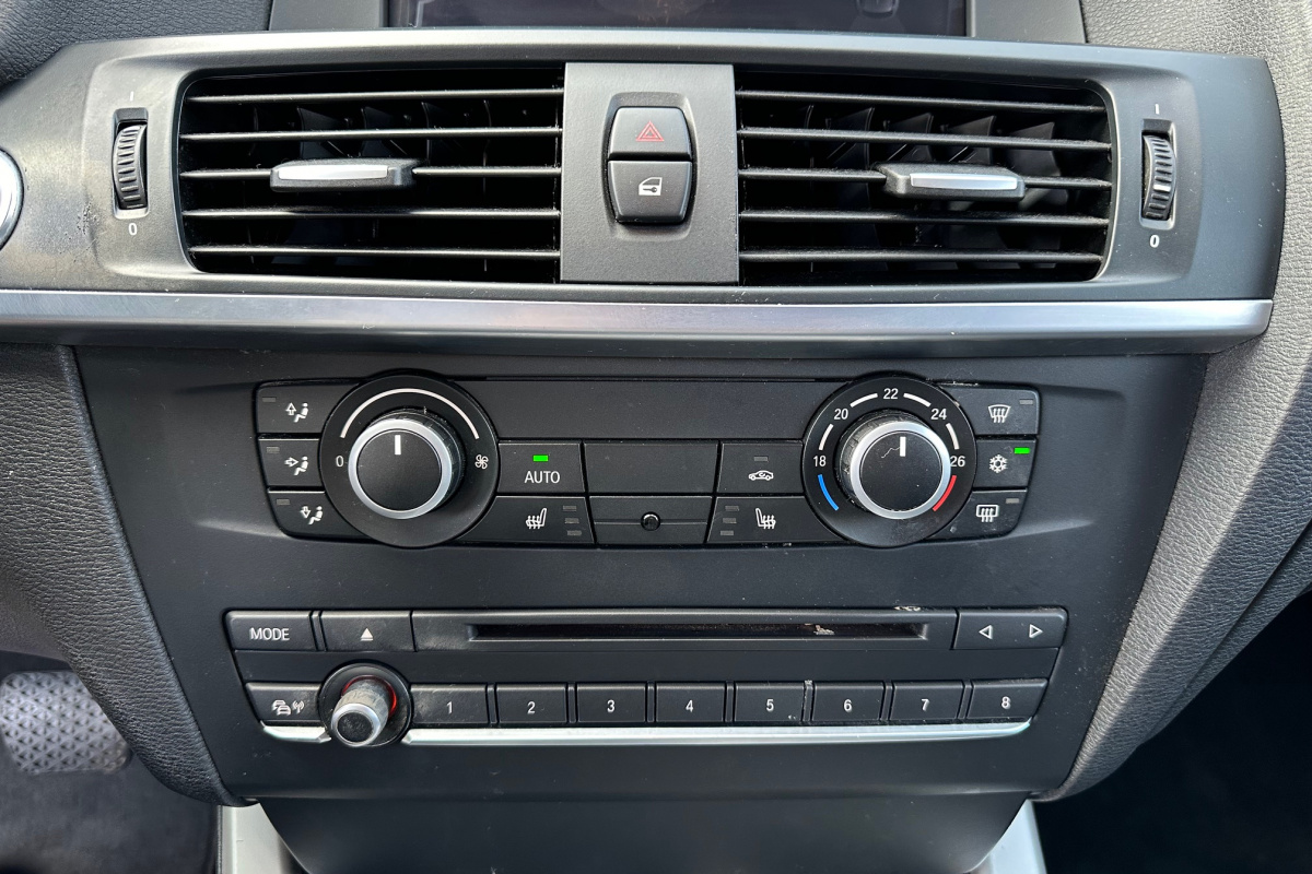 Ponuka vozidiel / BMW X3 xDrive20d A/T - video Ponuka vozidiel / BMW X3 xDrive20d A/T - video