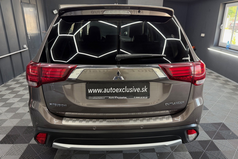  Ponuka vozidiel / Mitsubishi Outlander 2.2 DI-D Intense A/T - video