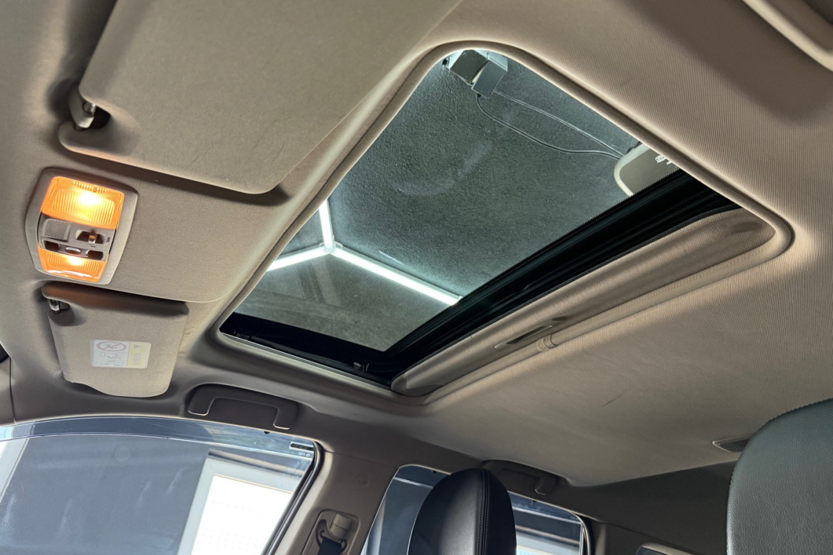 Ponuka vozidiel / Mitsubishi Outlander 2.2 DI-D Intense A/T - video Ponuka vozidiel / Mitsubishi Outlander 2.2 DI-D Intense A/T - video