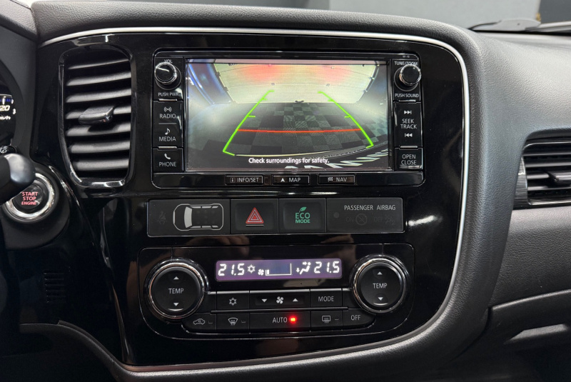  Ponuka vozidiel / Mitsubishi Outlander 2.2 DI-D Intense A/T - video