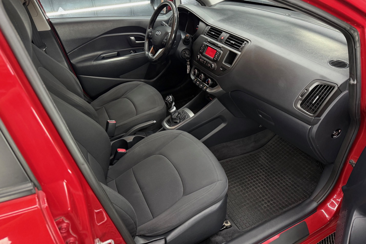 Ponuka vozidiel / Kia Rio 1.4 CVVT LX - video