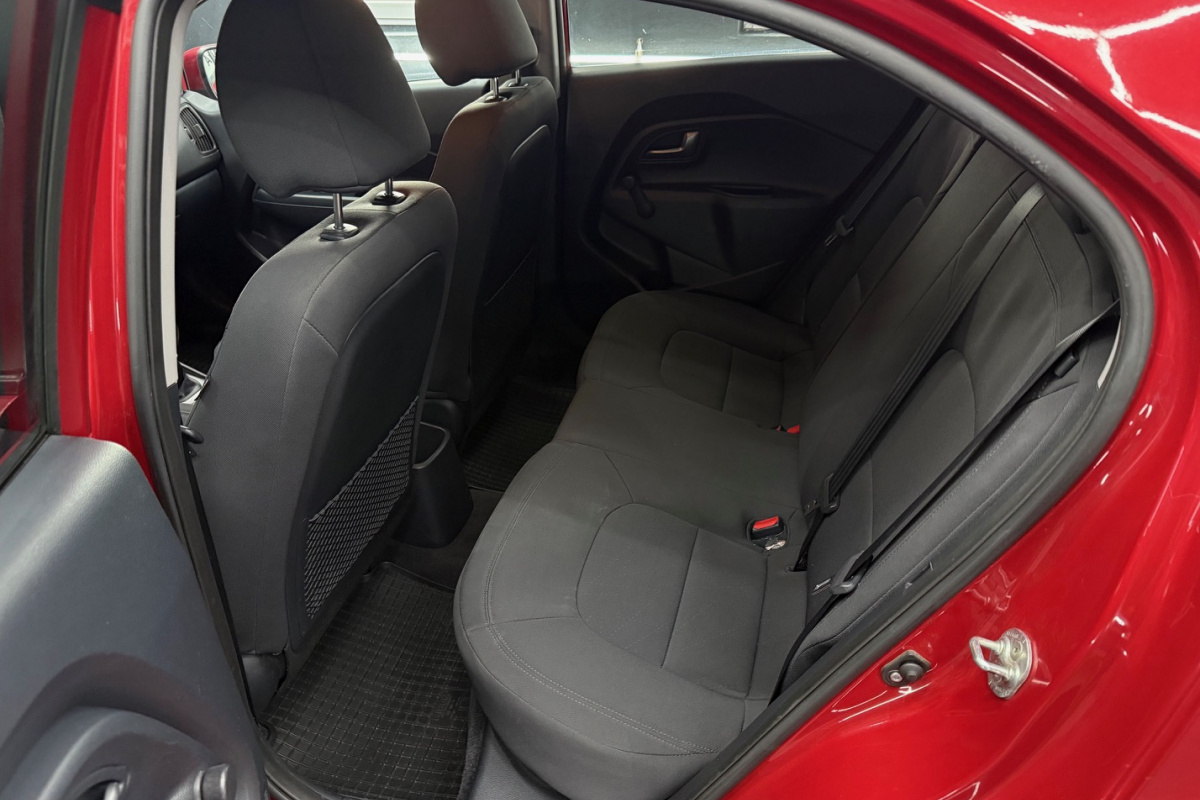 Ponuka vozidiel / Kia Rio 1.4 CVVT LX - video