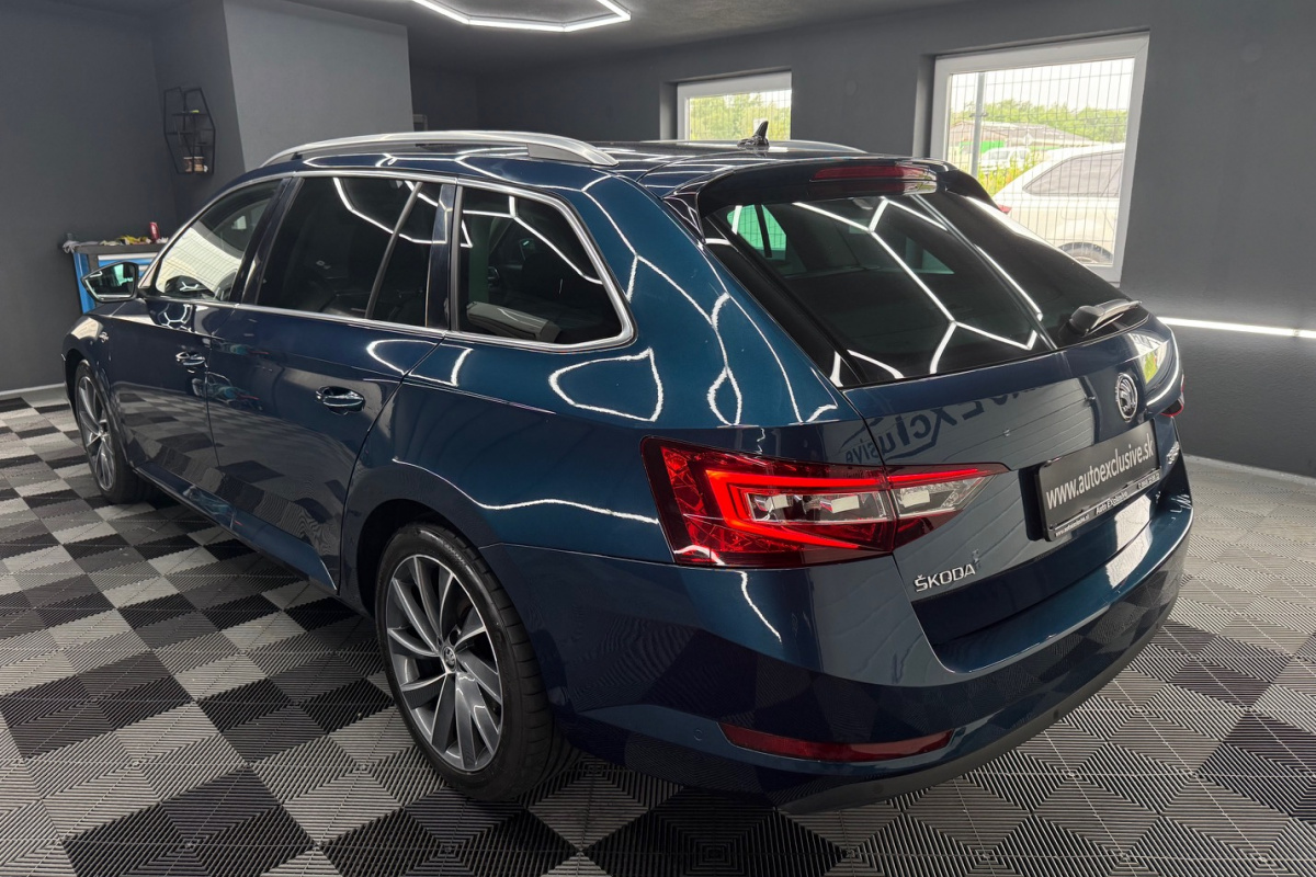 Ponuka vozidiel / Škoda Superb 2.0 TSI Style DSG - video