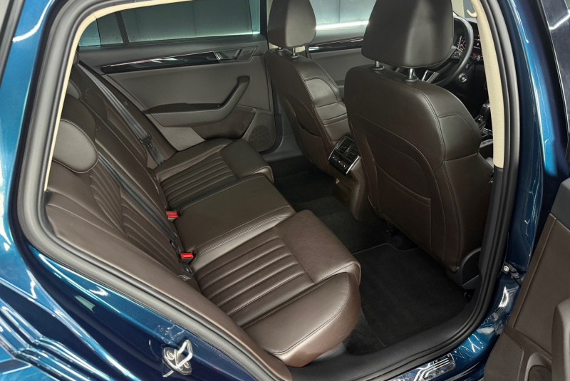  Ponuka vozidiel / Škoda Superb 2.0 TSI Style DSG - video
