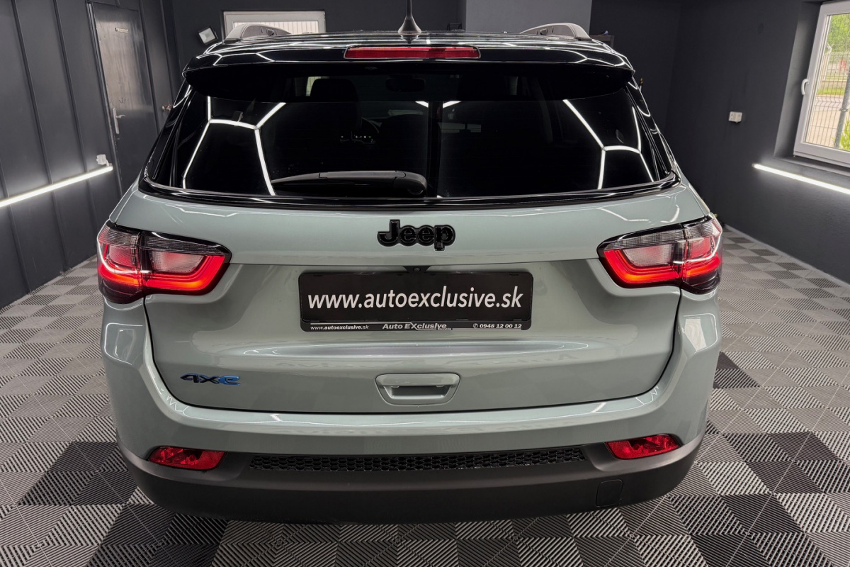 Ponuka vozidiel / Jeep Compass 1.3 Plug-in-Hybrid A/T - video