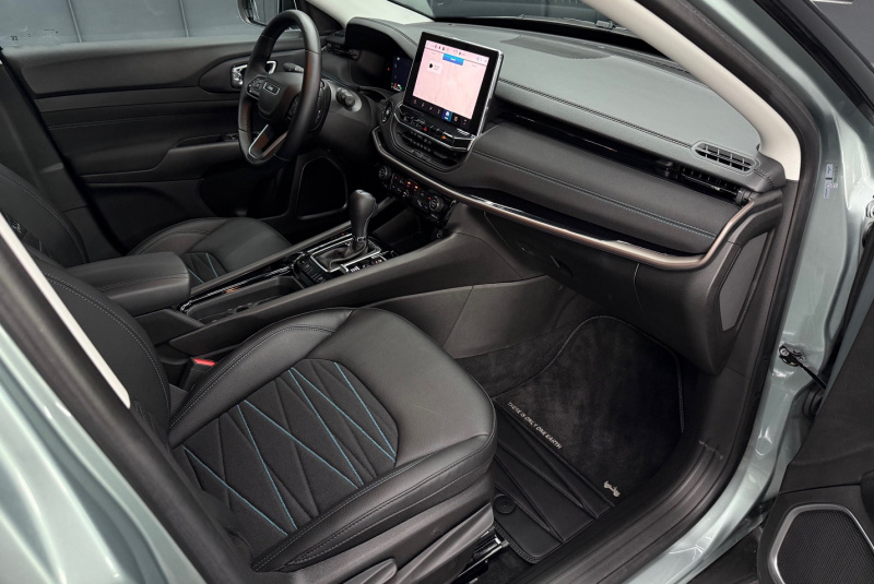  Ponuka vozidiel / Jeep Compass 1.3 Plug-in-Hybrid A/T - video
