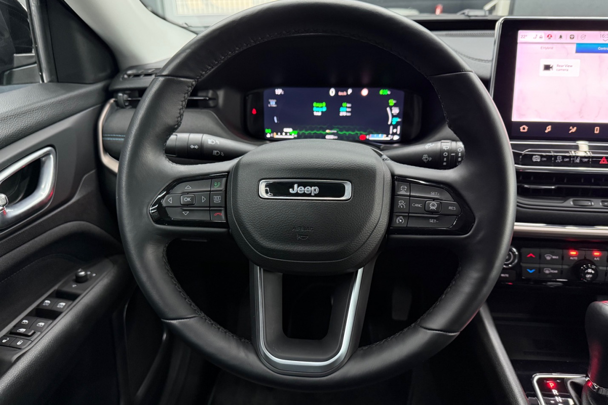 Ponuka vozidiel / Jeep Compass 1.3 Plug-in-Hybrid A/T - video