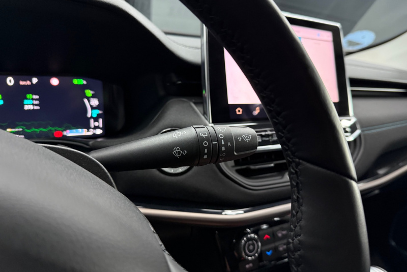 Ponuka vozidiel / Jeep Compass 1.3 Plug-in-Hybrid A/T - video