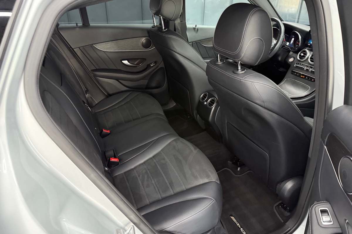 Ponuka vozidiel / Mercedes-Benz GLC Kupé 220 d 4MATIC A/T - video
