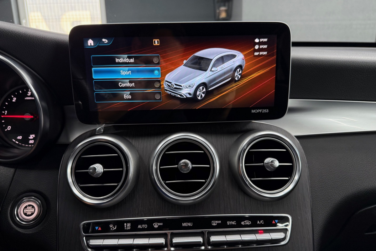 Ponuka vozidiel / Mercedes-Benz GLC Kupé 220 d 4MATIC A/T - video