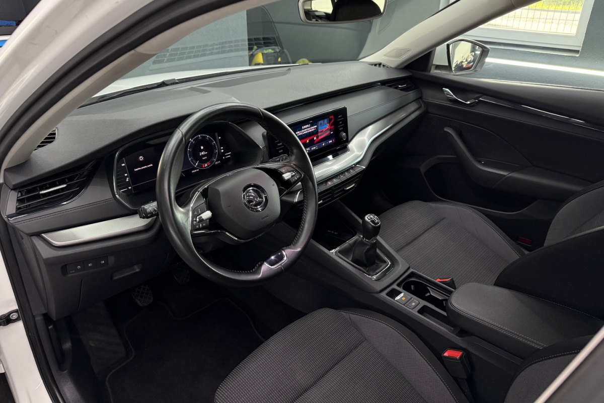 Ponuka vozidiel / Škoda Octavia Combi 2.0 TDI SCR Style - video