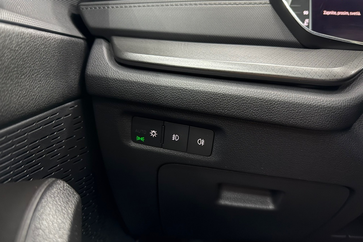 Ponuka vozidiel / Škoda Octavia Combi 2.0 TDI SCR Style - video