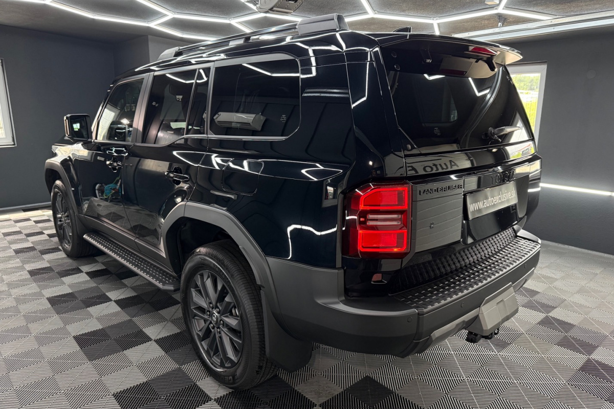 Ponuka vozidiel / Toyota Land Cruiser 2.8 D-4D 204 Executive A/T 4x4 - video