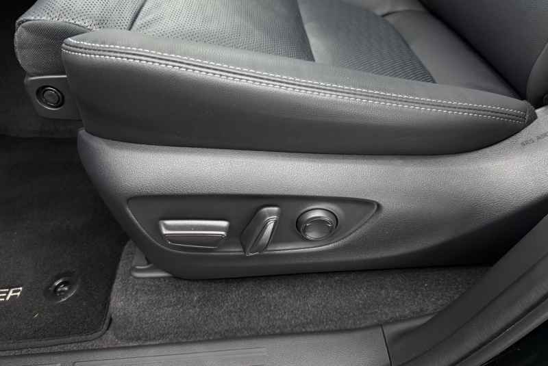  Ponuka vozidiel / Toyota Land Cruiser 2.8 D-4D 204 Executive A/T 4x4 - video