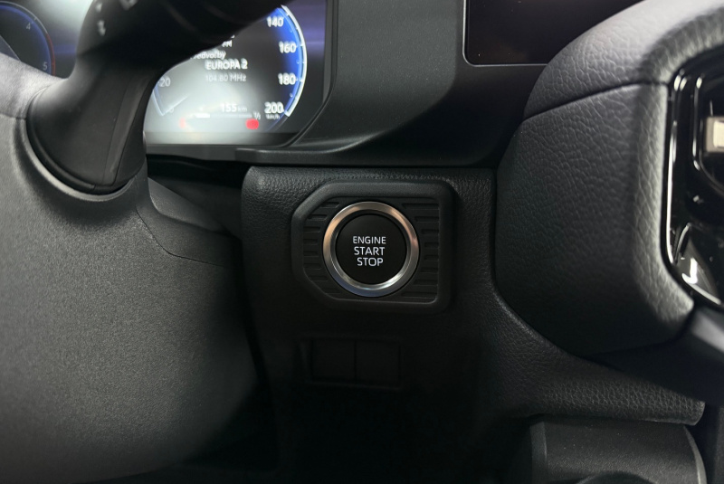  Ponuka vozidiel / Toyota Land Cruiser 2.8 D-4D 204 Executive A/T 4x4 - video