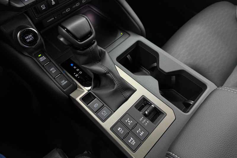  Ponuka vozidiel / Toyota Land Cruiser 2.8 D-4D 204 Executive A/T 4x4 - video